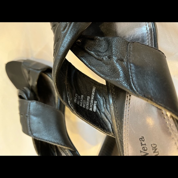 Simple Vera Wang chunky heels black - Picture 3 of 4